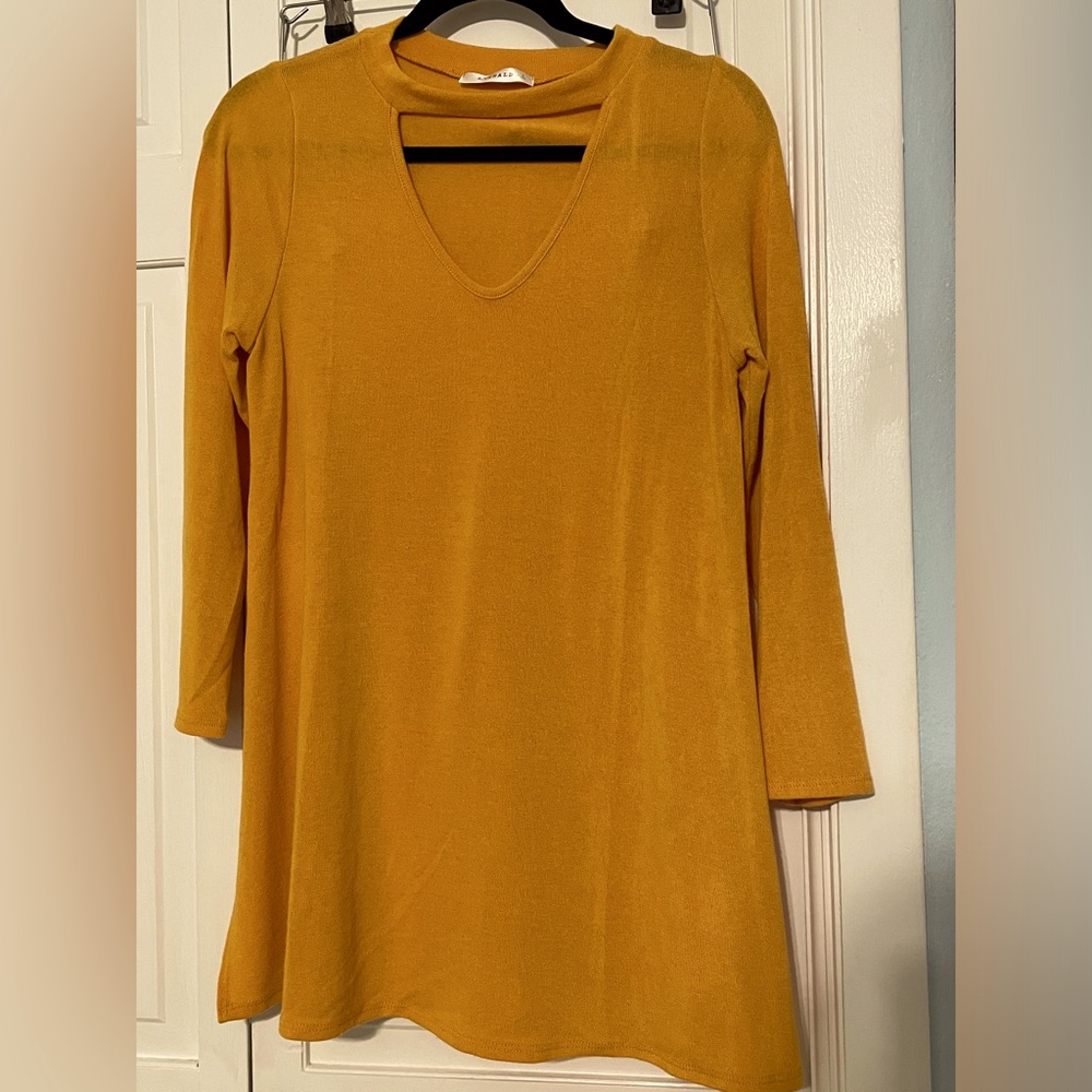 Emerald brand women’s tunic size large